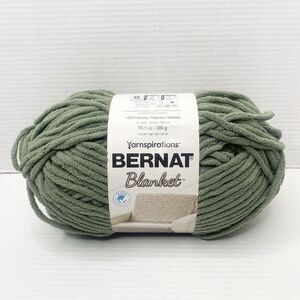 Yarnspirations Bernat Blanket Yarn 220 yds Super Bulky Smoky Green